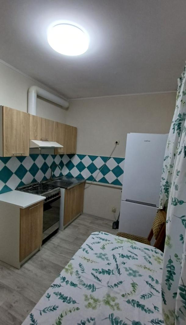 Квартира, 3-кімн., Харьков, Спортивная метро, Полевая (Комсомольская, Щорса. олхозная, Калинина)