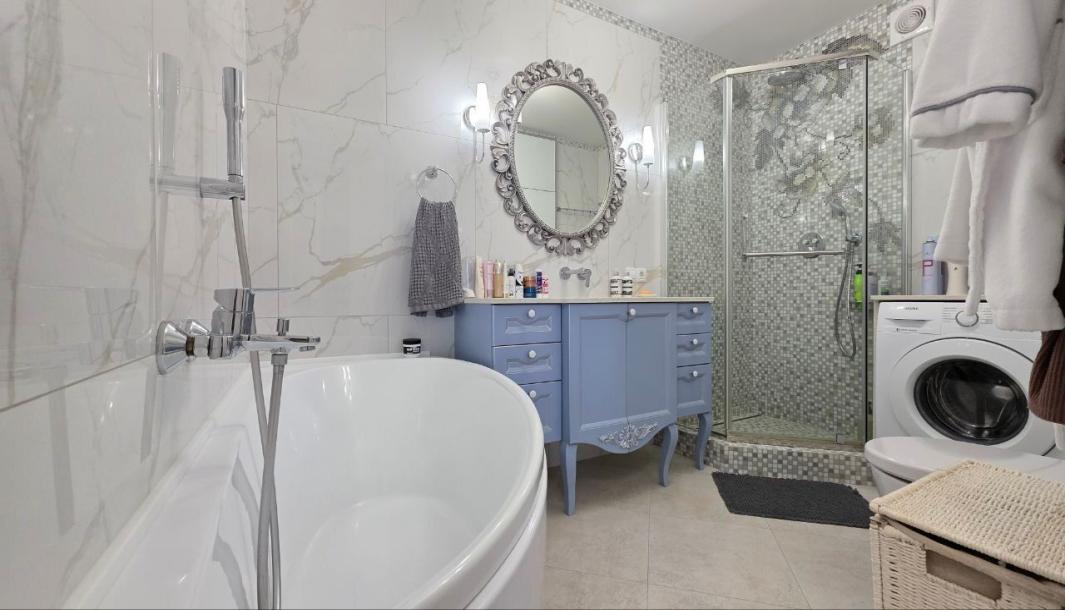 Квартира, 3-кімн., Харьков, 522м/р, Валентиновская