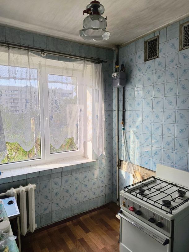 Квартира, 3-кімн., Харьков, 606м/р, Тракторостроителей просп.