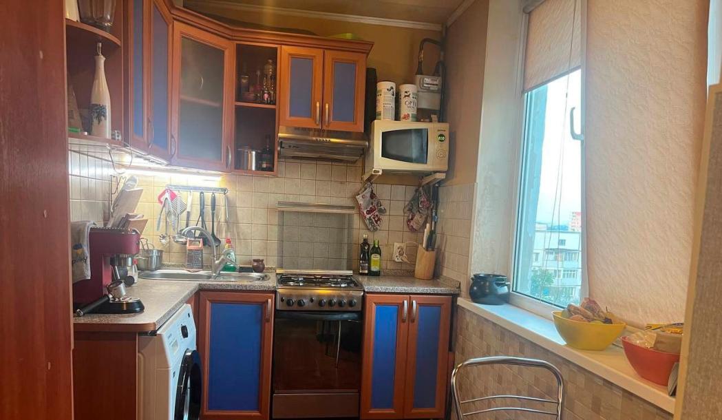 Квартира, 3-кімн., Харьков, 520м/р, Валентиновская