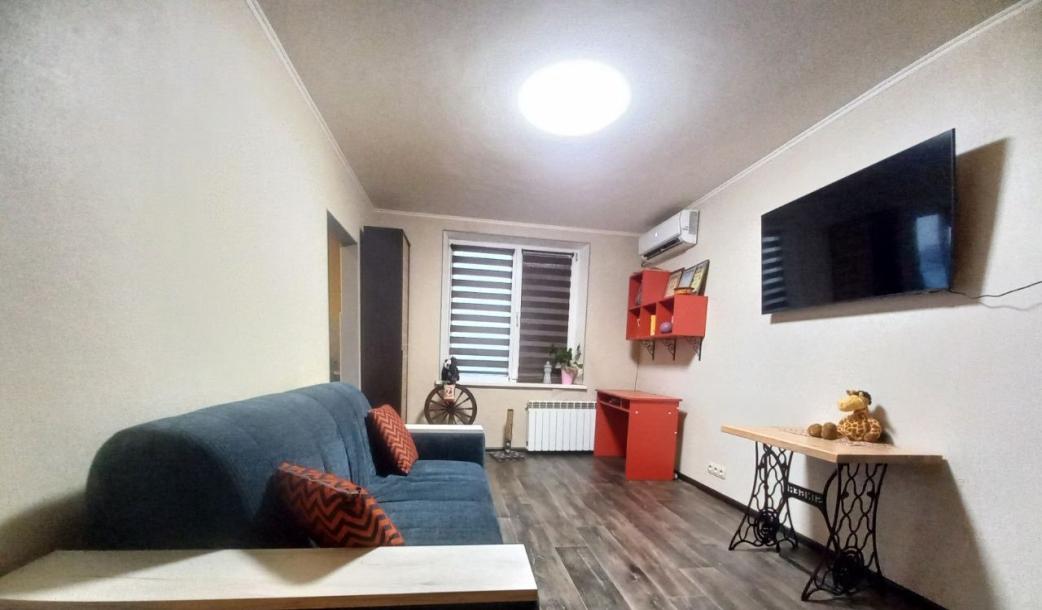 Квартира, 3-кімн., Харьков, 520м/р, Валентиновская