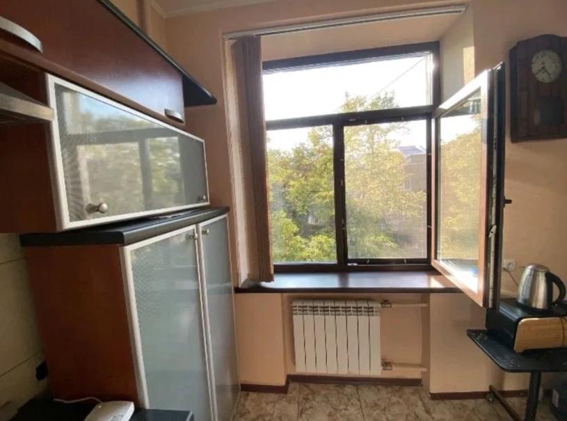 Квартира, 3-кімн., Харьков, Госпром, Данилевского