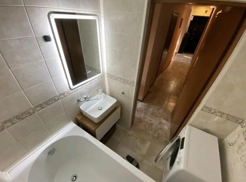 Квартира, 3-кімн., Харьков, Госпром, Данилевского