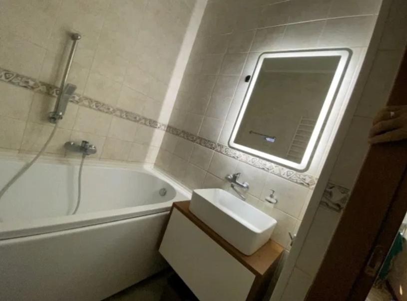 Квартира, 3-кімн., Харьков, Госпром, Данилевского