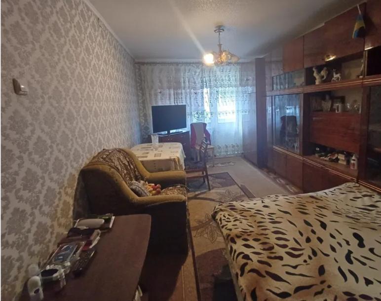 Квартира, 1-кімн., Харьков, 606м/р, Непокоренных (Героев Труда)
