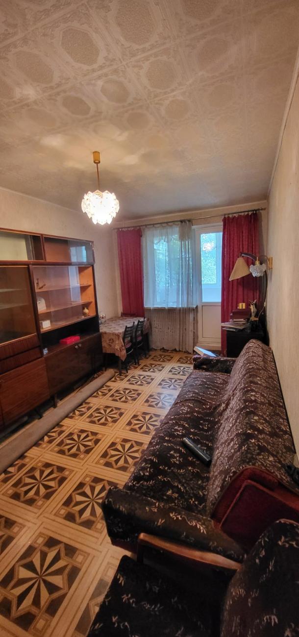 Квартира, 3-кімн., Харьков, 520м/р, Гвардейцев Широнинцев