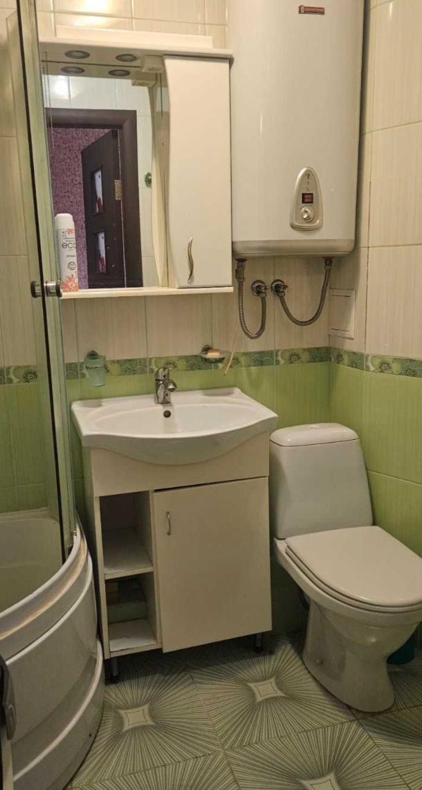 Квартира, 2-кімн., Харьков, 608м/р, Непокоренных (Героев Труда)