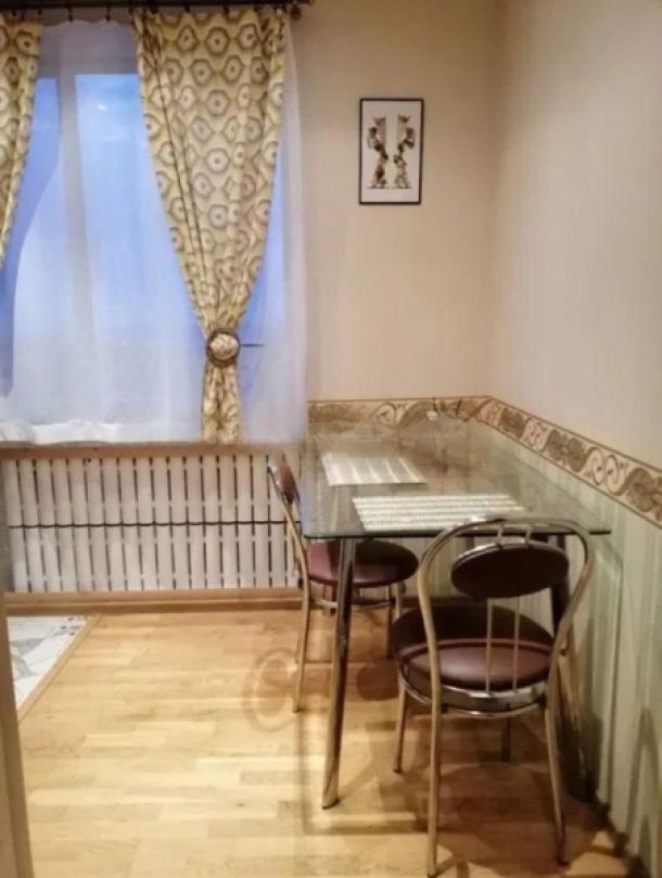 Квартира, 1-кімн., Харьков, 615м/р, Гвардейцев Широнинцев