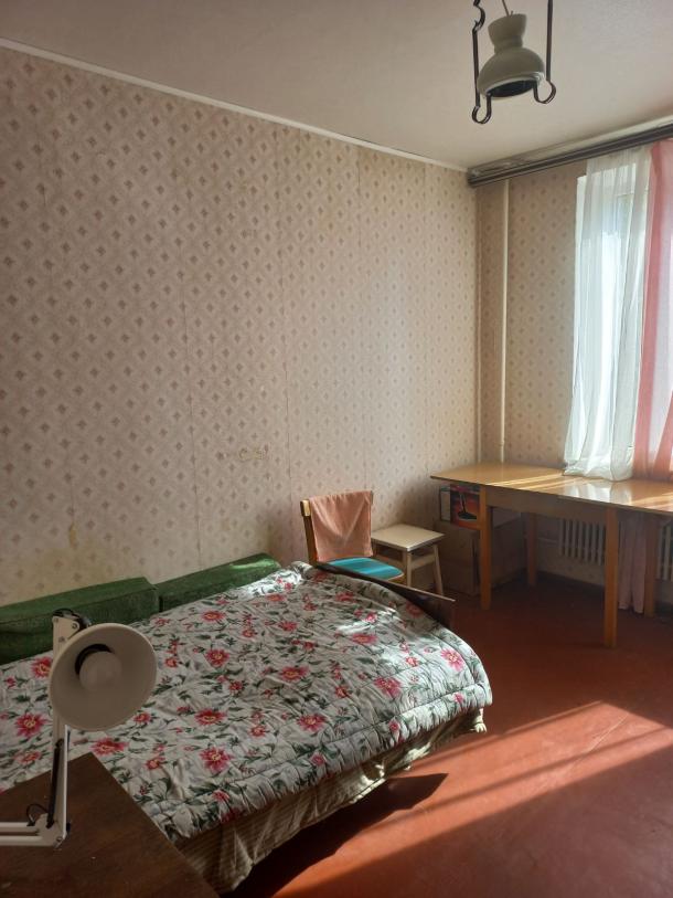 Квартира, 3-кімн., Харьков, 608м/р, Валентиновская