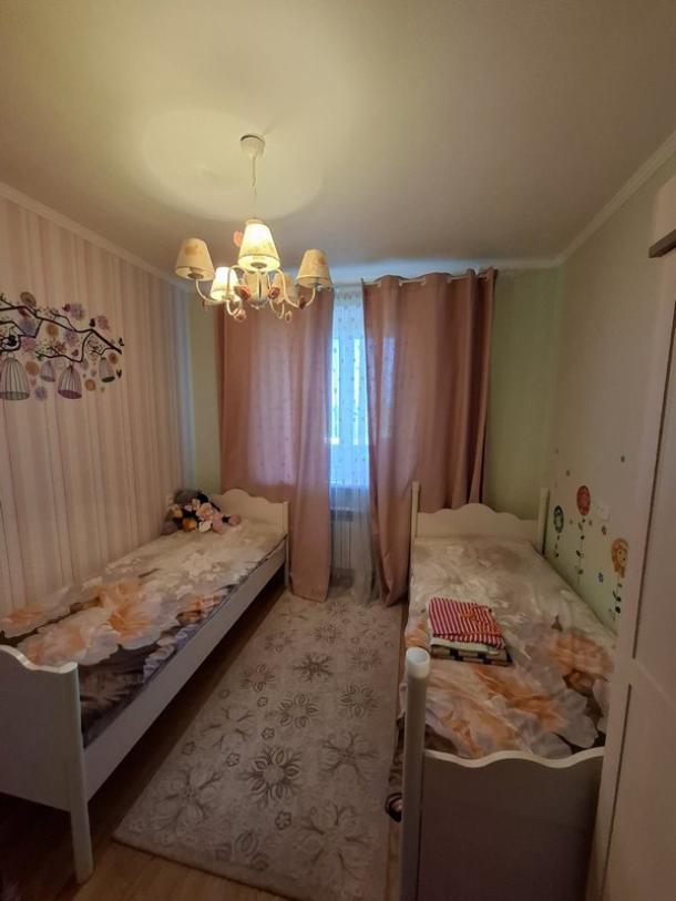 Квартира, 3-кімн., Солоницевка, Харьковский район, Богдана Хмельницкого