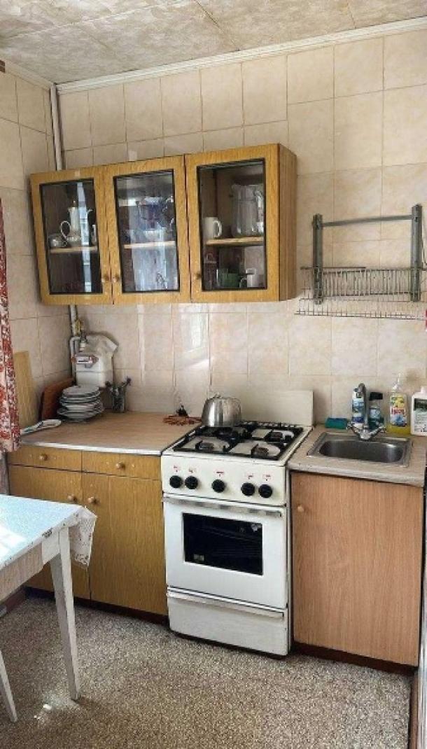 Квартира, 1-кімн., Харьков, 522м/р, Валентиновская