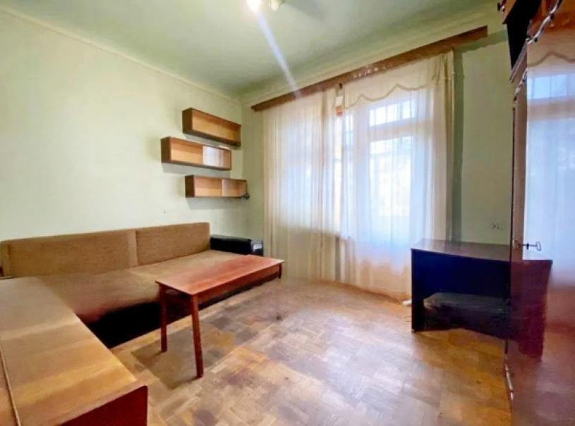 Квартира, 3-кімн., Харьков, Госпром, Науки пр.