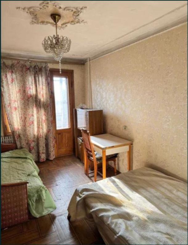 Квартира, 3-кімн., Харьков, Павлово Поле, Клочковская