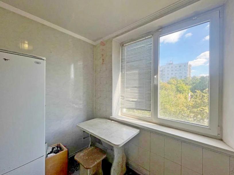 Квартира, 1-кімн., Харьков, 524м/р, Гвардейцев Широнинцев