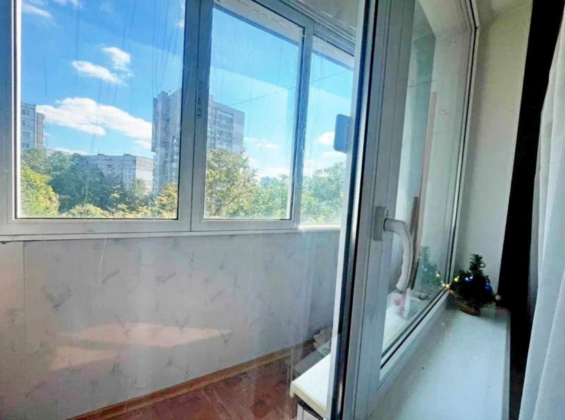 Квартира, 1-кімн., Харьков, 524м/р, Гвардейцев Широнинцев
