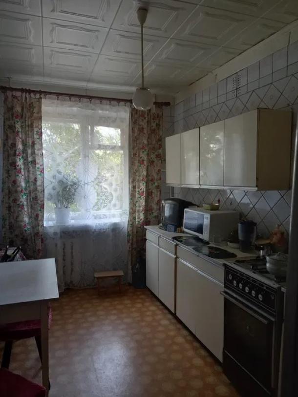 Квартира, 3-кімн., Харьков, ХТЗ, Индустриальный просп. (Фрунзе проспект)