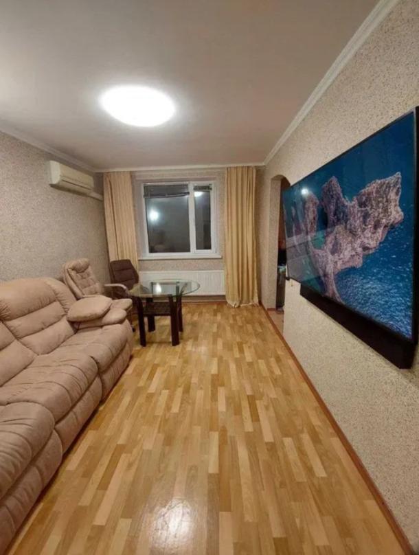 Квартира, 3-кімн., Харьков, 5 Северная Салтовка, Соборности Украины (Дружбы Народов)