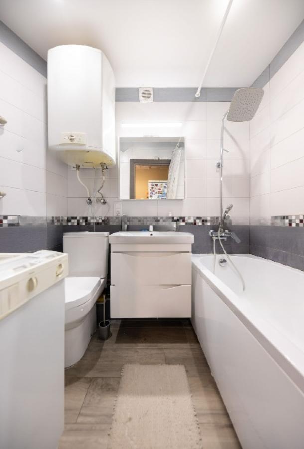 Квартира, 3-кімн., Харьков, 520м/р, Валентиновская