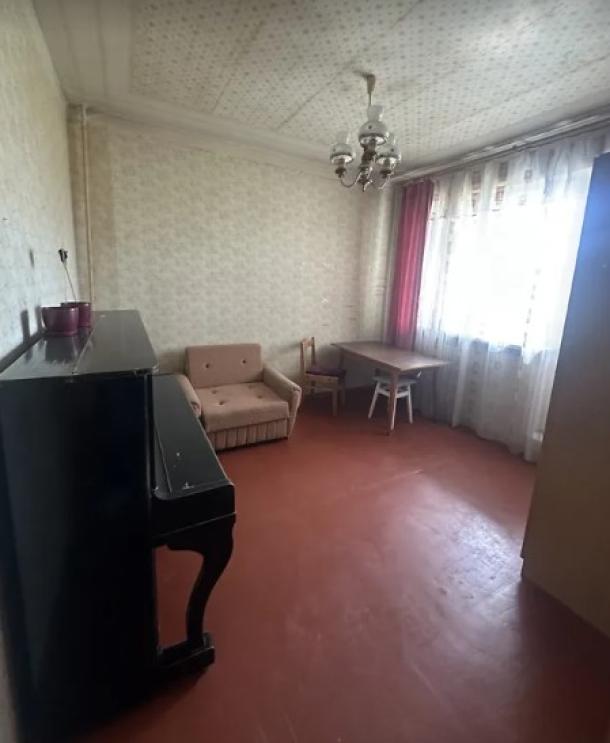 Квартира, 3-кімн., Харьков, Алексеевка, Победы пр.
