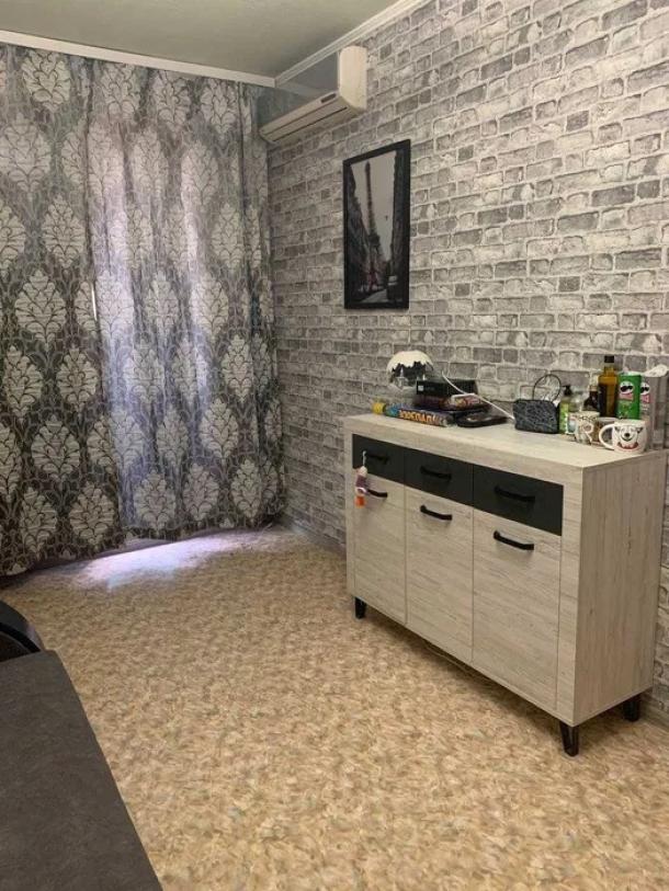 Квартира, 3-кімн., Харьков, 624м/р, Амосова
