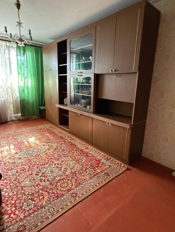 Квартира, 2-кімн., Харьков, 606м/р, Непокоренных (Героев Труда)
