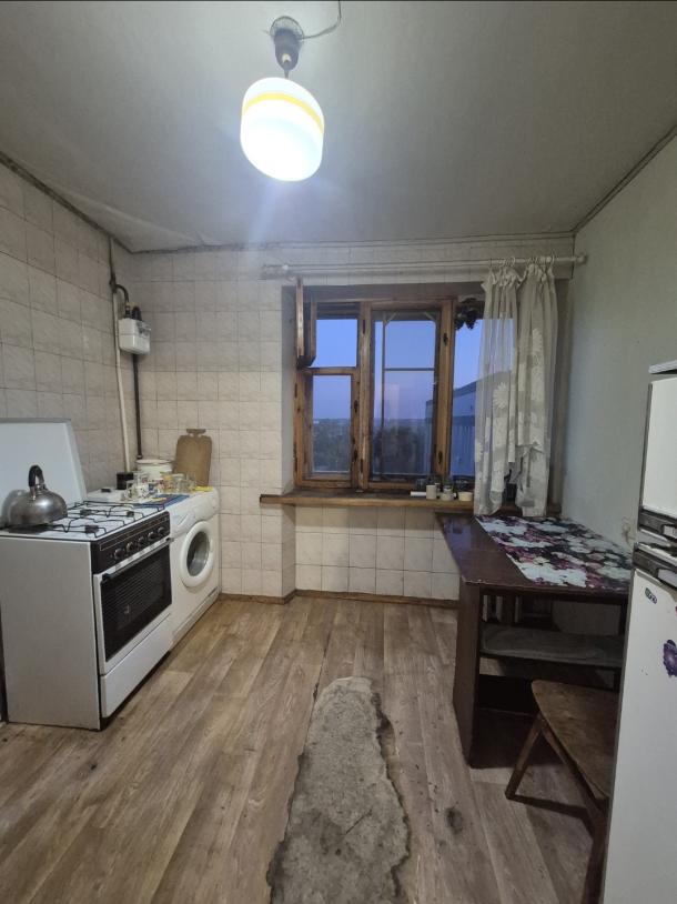 Квартира, 1-кімн., Харьков, Залютино, Золочевская