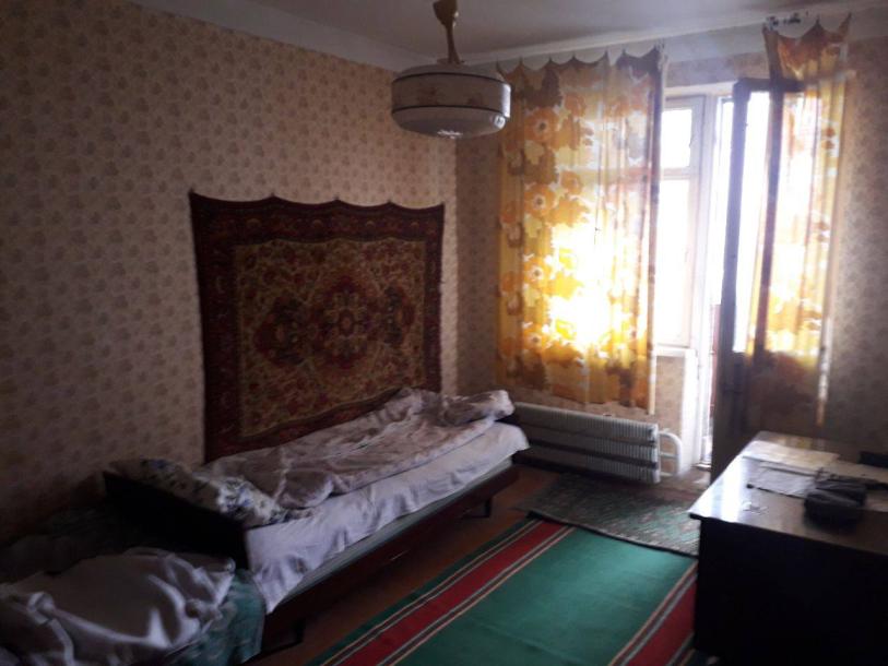 Квартира, 2-кімн., Харьков, 605м/р, Тракторостроителей просп.