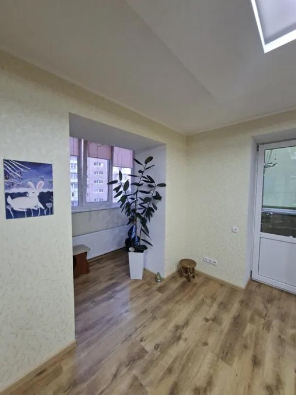 Квартира, 2-кімн., Харьков, Завод Шевченко, Академика Богомольца