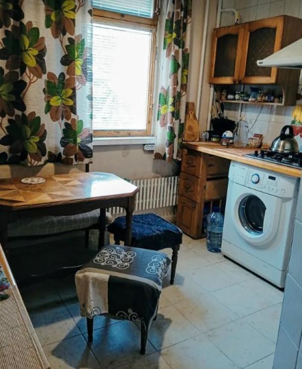 Квартира, 3-кімн., Харьков, 604м/р, Тракторостроителей просп.