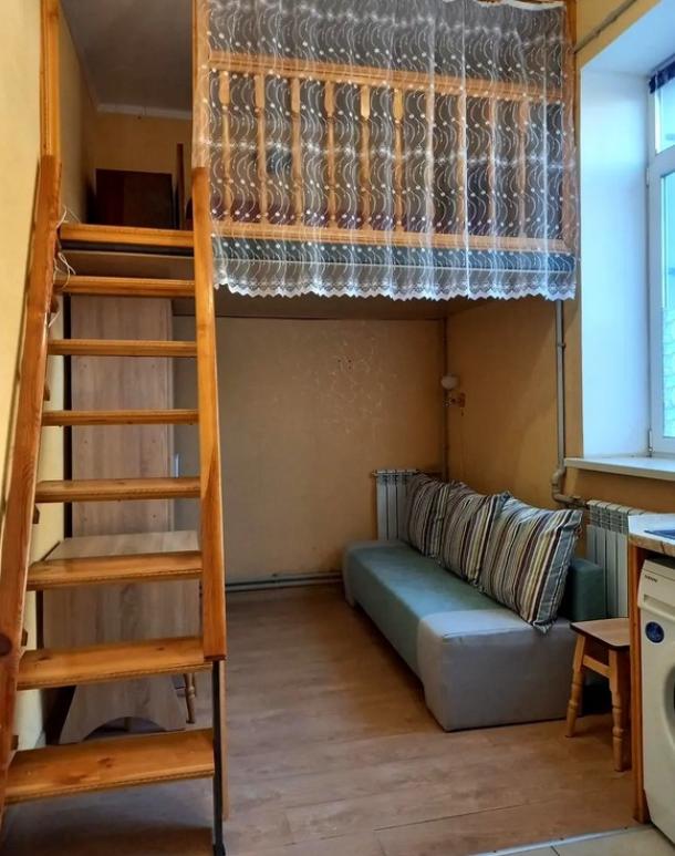 Купить гостинка, Харьков, ОДЕССКАЯ, Аэрокосмический просп. (Гагарина проспект)