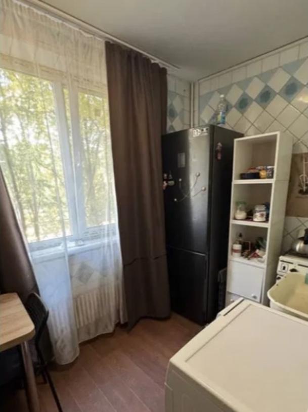 Квартира, 1-кімн., Харьков, 606м/р, Тракторостроителей просп.