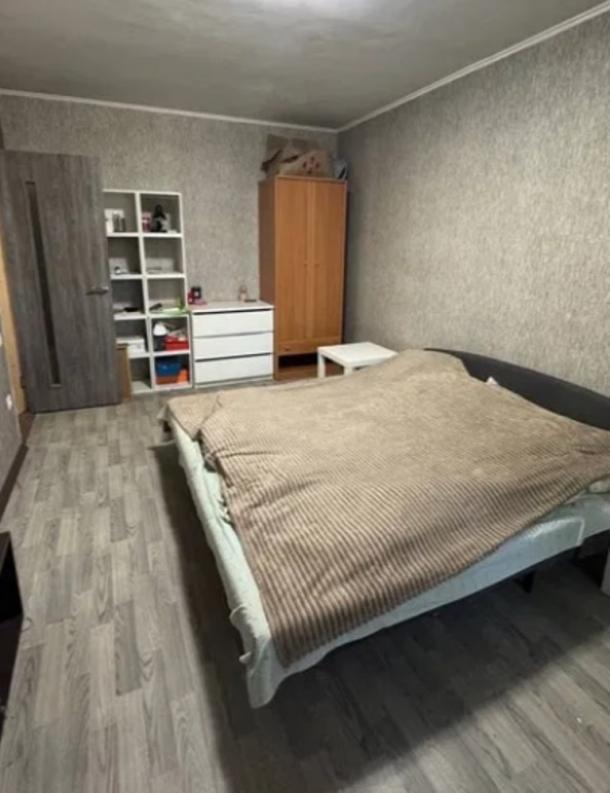 Квартира, 1-кімн., Харьков, 606м/р, Тракторостроителей просп.