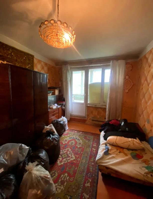 Квартира, 3-кімн., Харьков, 607м/р, Непокоренных (Героев Труда)