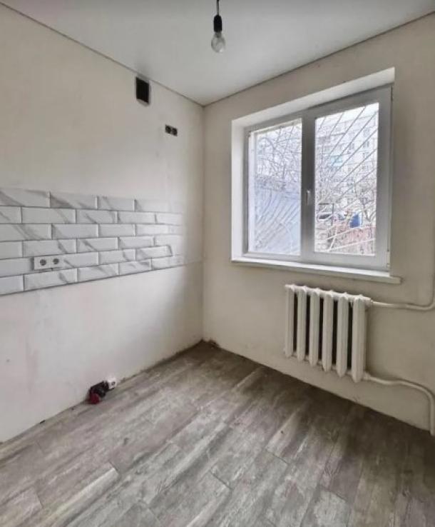 Квартира, 2-кімн., Харьков, 605м/р, Тракторостроителей просп.