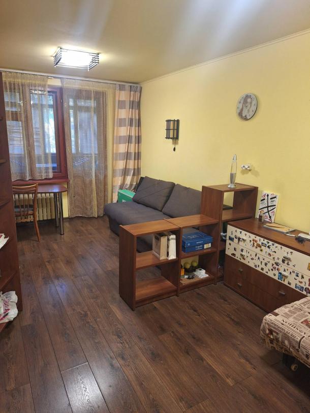 Квартира, 3-кімн., Харьков, 522м/р, Академика Павлова
