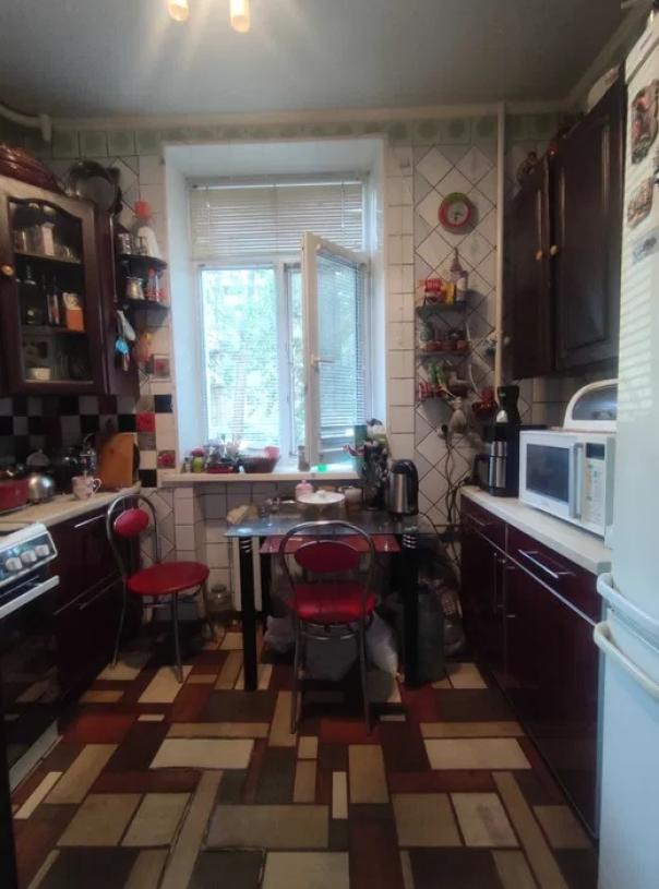 Квартира, 3-кімн., Харьков, ХТЗ, Бекетова