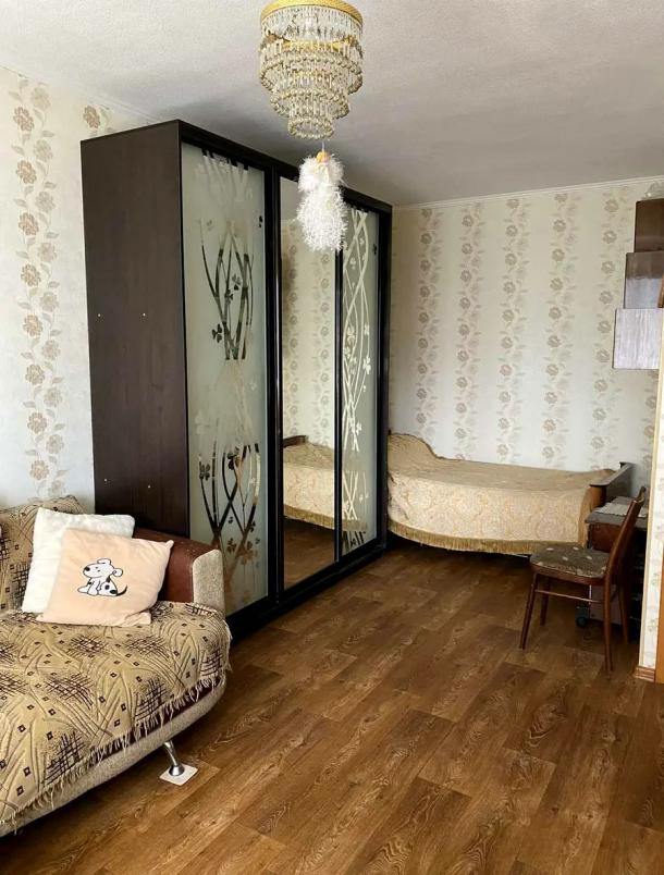 Квартира, 1-кімн., Харьков, 4 Северная Салтовка, Метростроителей