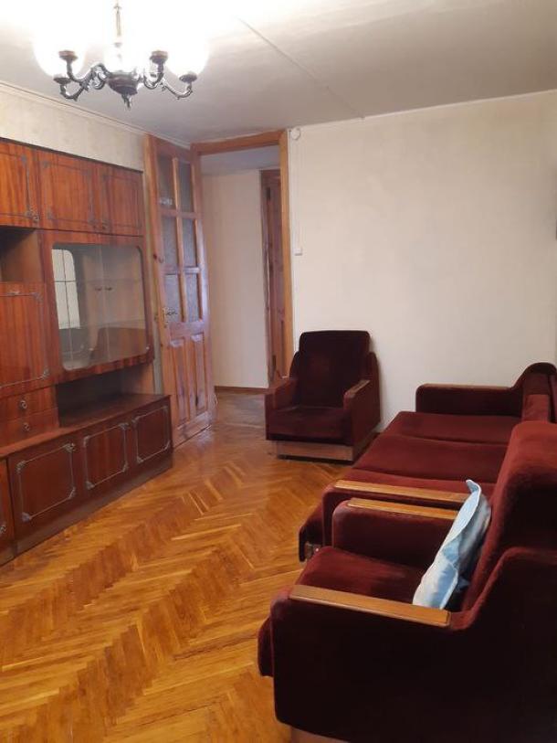 Квартира, 3-кімн., Харьков, 605м/р, Гвардейцев Широнинцев