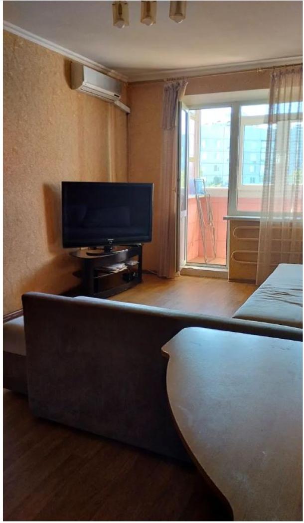 Квартира, 2-кімн., Харьков, 522м/р, Непокоренных (Героев Труда)