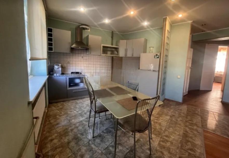 Квартира, 4-кімн., Харьков, Центр, Харьковская набережная