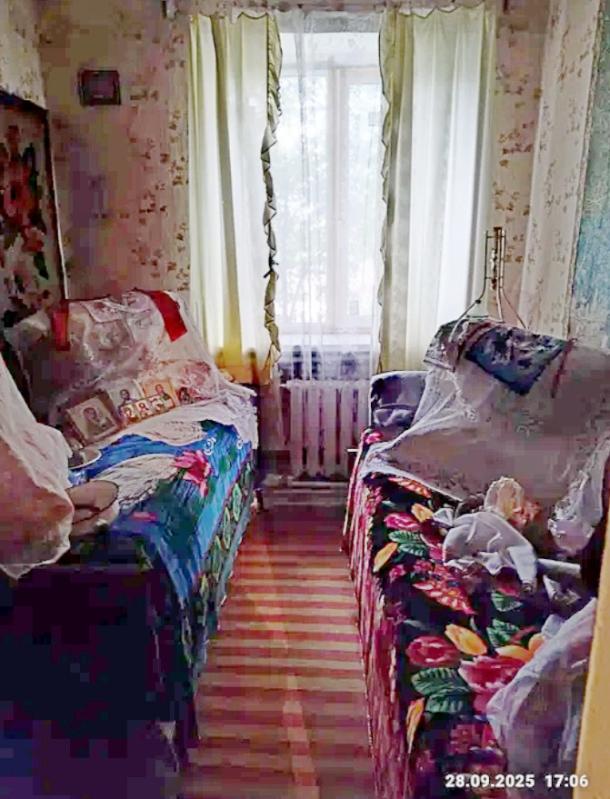 Квартира, 3-кімн., Печенеги, Чугуевский район
