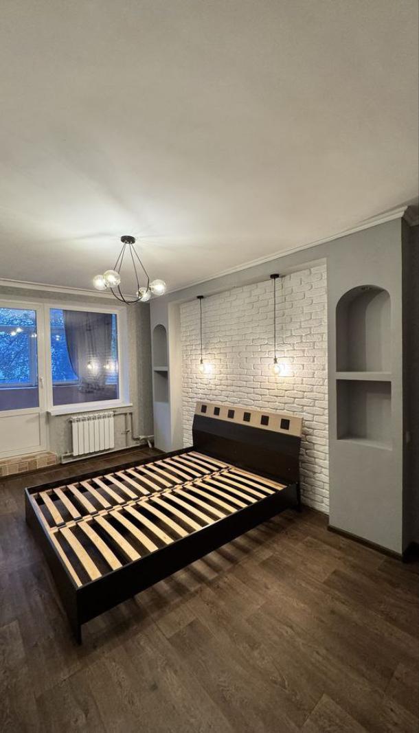 Квартира, 1-кімн., Чугуев, Чугуевский район, Дружбы