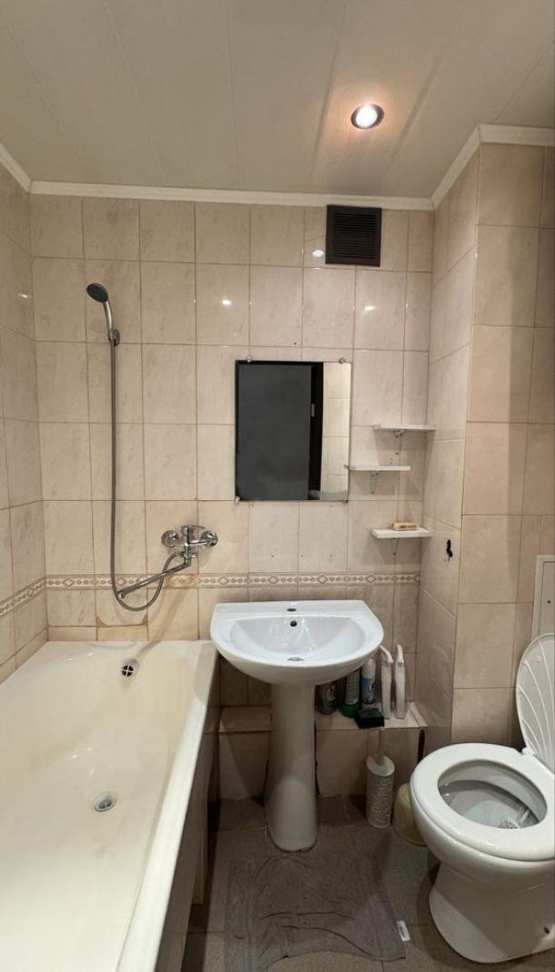 Квартира, 1-кімн., Чугуев, Чугуевский район, Дружбы