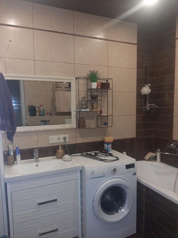 Квартира, 3-кімн., Харьков, 531м/р, Гвардейцев Широнинцев