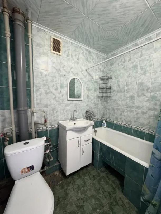 Квартира, 2-кімн., Харьков, Новые Дома, Жасминовый б-р (Слинько Петра)