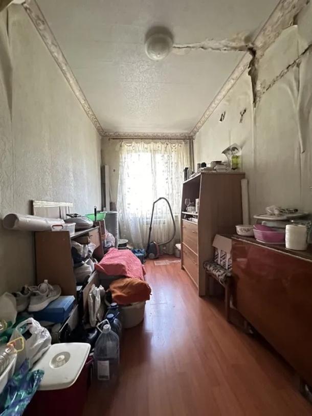 Квартира, 3-кімн., Харьков, Восточный, Михаила Комарова (Тархова)