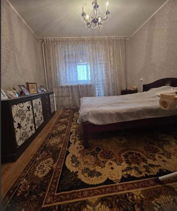 Квартира, 2-кімн., Харьков, 1 Северная Салтовка, Родниковая (Красного милиционера, Кирова)