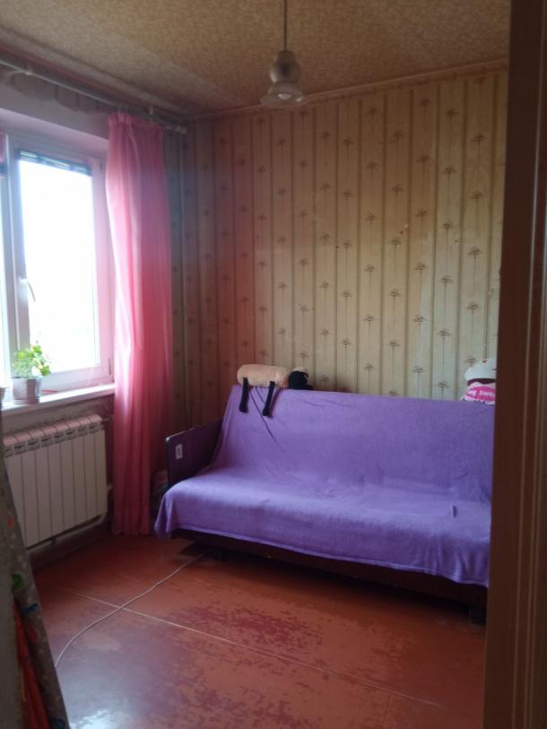 Квартира, 4-кімн., Харьков, 522м/р, Непокоренных (Героев Труда)