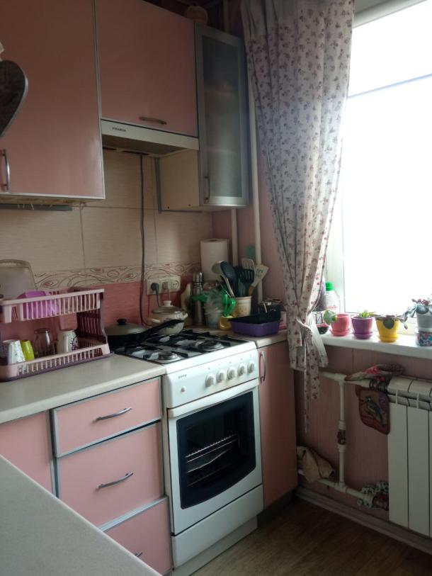 Квартира, 4-кімн., Харьков, 522м/р, Непокоренных (Героев Труда)