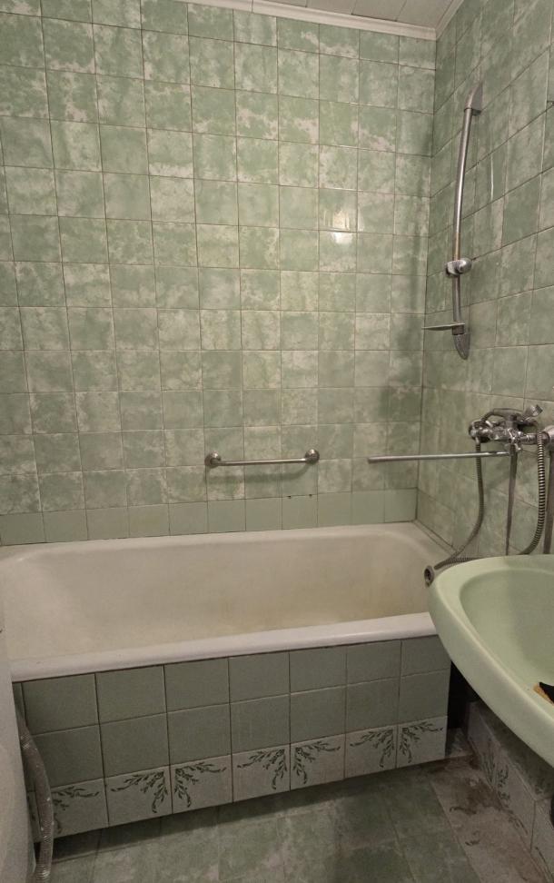 Квартира, 3-кімн., Харьков, 3 Северная Салтовка, Натальи Ужвий